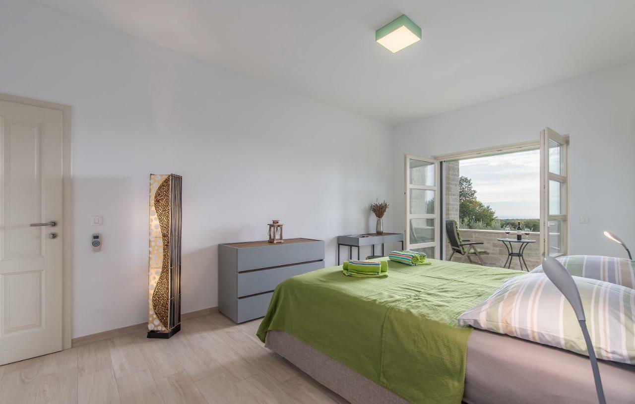 Design And Luxury Villa With Pool Kukci Esterno foto